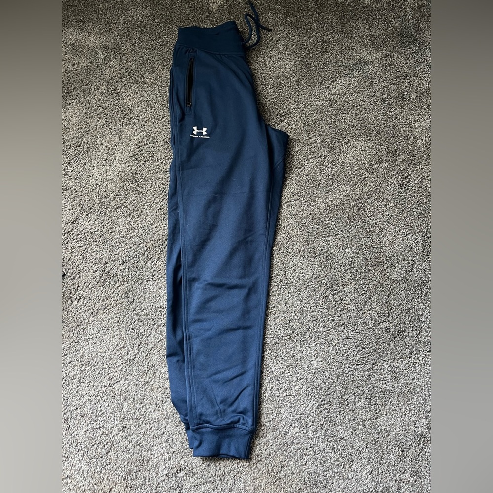 Under armor sweatpants